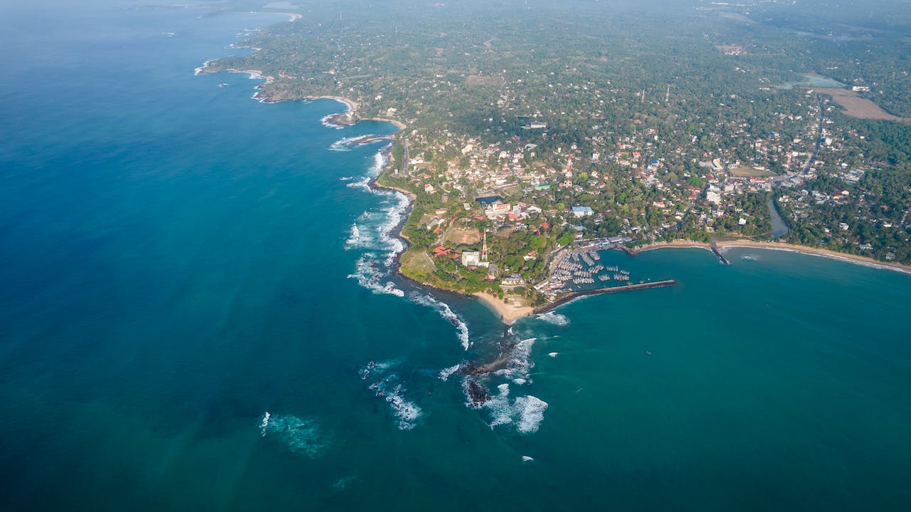 pexels-malinda-bandara-16508233